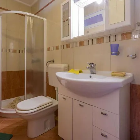 Apartment In 14205 Crikvenica