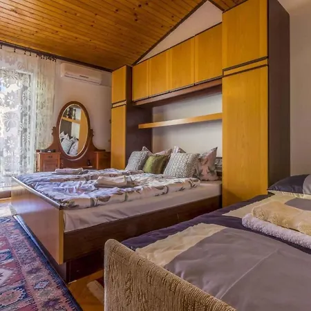 In 14205 Apartment Crikvenica